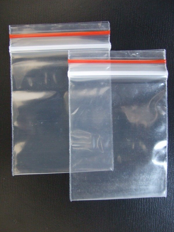 small plastic pouch with zipper